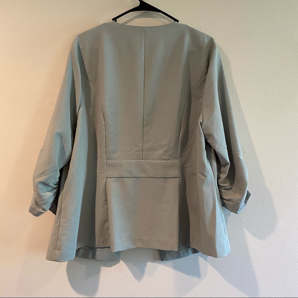 torrid Light Sage Green Open Front Blazer - Picture 2 of 5